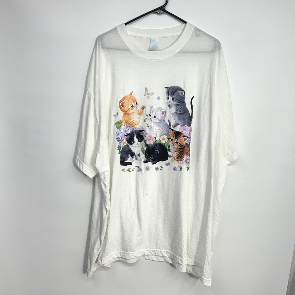Kittens Floral Graphic Tee Oversized White 5XL Cottagecore Cat Lover Shirt